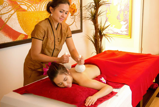 Nuad-Mor-Glua Massage